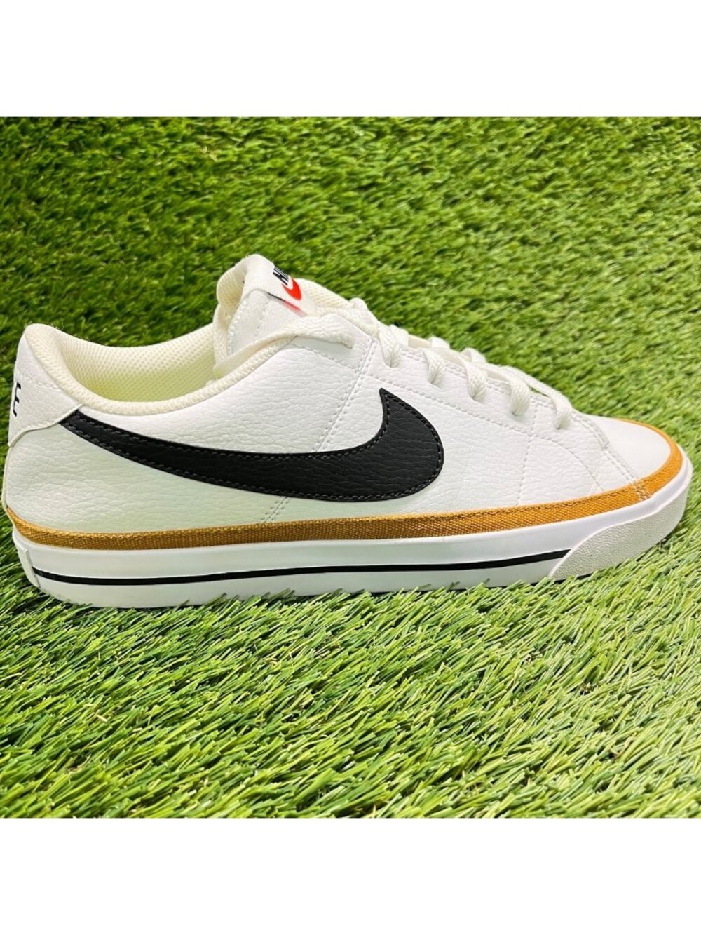 Nike Court Legacy Next Nature Womens Size 10 White Black Athletic Shoes Sneakers